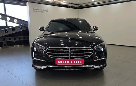 Mercedes-Benz E-Класс, 2022 год, 4 240 131 рублей, 2 фотография