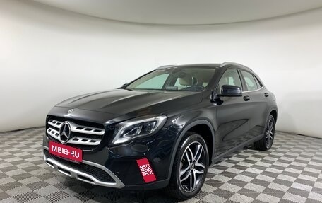 Mercedes-Benz GLA, 2018 год, 1 599 000 рублей, 1 фотография