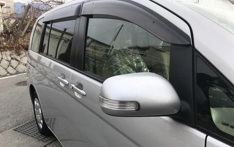 Toyota ISis I, 2013 год, 898 000 рублей, 7 фотография