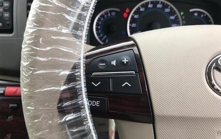 Toyota ISis I, 2013 год, 898 000 рублей, 16 фотография