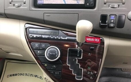 Toyota ISis I, 2013 год, 898 000 рублей, 17 фотография