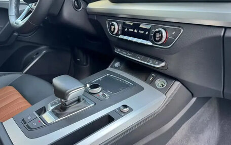 Audi Q5, 2020 год, 2 830 000 рублей, 15 фотография