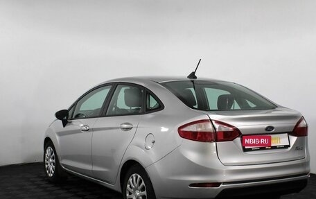 Ford Fiesta, 2017 год, 855 000 рублей, 7 фотография