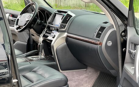 Toyota Land Cruiser 200, 2013 год, 4 750 000 рублей, 13 фотография