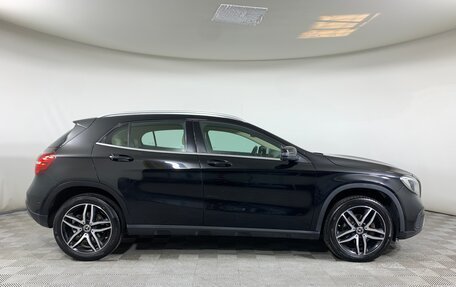 Mercedes-Benz GLA, 2018 год, 1 599 000 рублей, 4 фотография