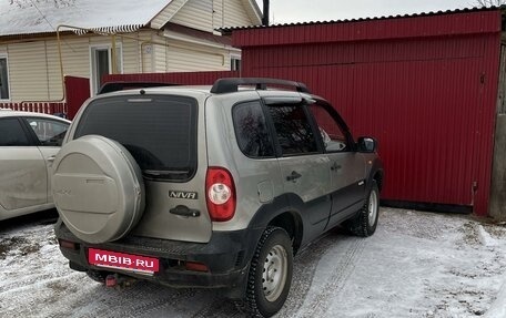 Chevrolet Niva I рестайлинг, 2011 год, 485 000 рублей, 4 фотография
