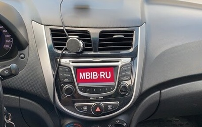 Hyundai Solaris II рестайлинг, 2012 год, 1 100 000 рублей, 1 фотография