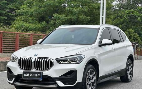BMW X1, 2021 год, 2 700 000 рублей, 1 фотография