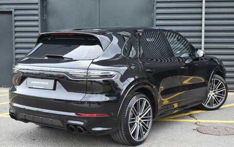 Porsche Cayenne III, 2020 год, 10 700 000 рублей, 3 фотография