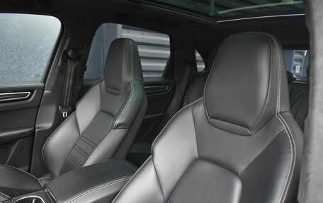 Porsche Cayenne III, 2020 год, 10 700 000 рублей, 11 фотография