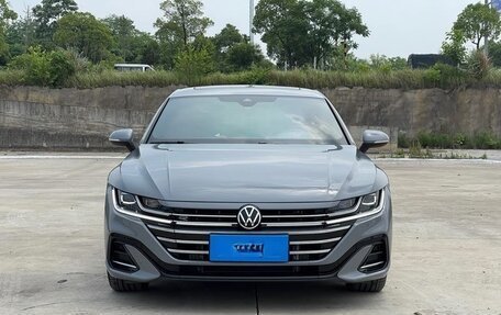 Volkswagen Arteon I, 2023 год, 3 750 000 рублей, 2 фотография