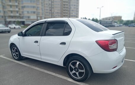 Renault Logan II, 2015 год, 699 000 рублей, 6 фотография