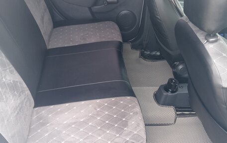 Renault Logan II, 2015 год, 699 000 рублей, 17 фотография