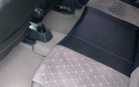 Renault Logan II, 2015 год, 699 000 рублей, 18 фотография