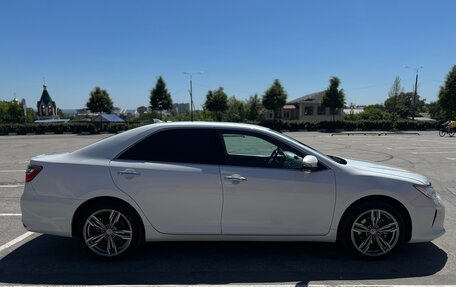 Toyota Camry, 2015 год, 1 987 000 рублей, 4 фотография