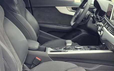 Audi A4, 2020 год, 3 060 000 рублей, 13 фотография