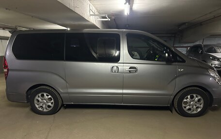 Hyundai Grand Starex Grand Starex I рестайлинг 2, 2011 год, 1 450 000 рублей, 6 фотография