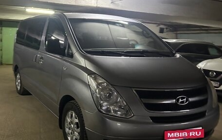 Hyundai Grand Starex Grand Starex I рестайлинг 2, 2011 год, 1 450 000 рублей, 5 фотография