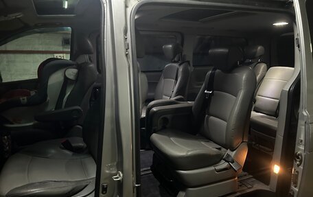 Hyundai Grand Starex Grand Starex I рестайлинг 2, 2011 год, 1 450 000 рублей, 13 фотография