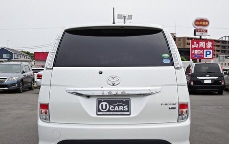 Toyota ISis I, 2013 год, 965 000 рублей, 8 фотография