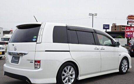 Toyota ISis I, 2013 год, 965 000 рублей, 5 фотография