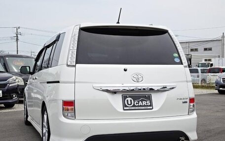 Toyota ISis I, 2013 год, 965 000 рублей, 6 фотография