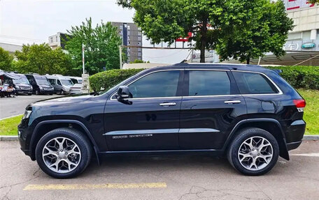 Jeep Grand Cherokee, 2022 год, 3 660 000 рублей, 3 фотография