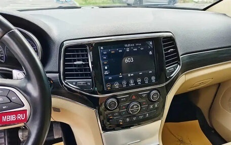 Jeep Grand Cherokee, 2022 год, 3 660 000 рублей, 12 фотография