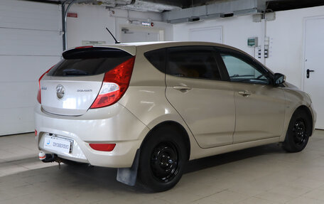 Hyundai Solaris II рестайлинг, 2011 год, 599 990 рублей, 5 фотография