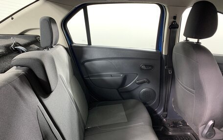 Renault Logan II, 2019 год, 963 000 рублей, 17 фотография