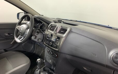 Renault Logan II, 2019 год, 963 000 рублей, 13 фотография