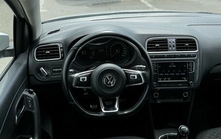 Volkswagen Polo VI (EU Market), 2018 год, 1 050 000 рублей, 13 фотография