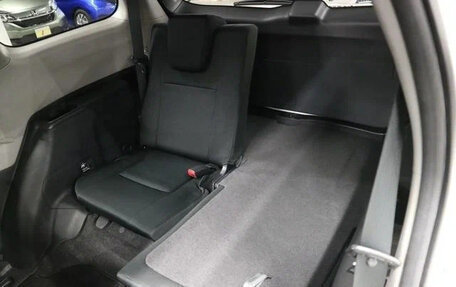 Toyota Wish II, 2014 год, 1 000 199 рублей, 21 фотография