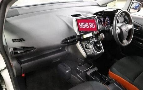 Toyota Wish II, 2014 год, 1 000 199 рублей, 19 фотография