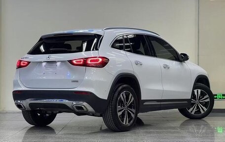 Mercedes-Benz GLA, 2022 год, 2 175 555 рублей, 2 фотография