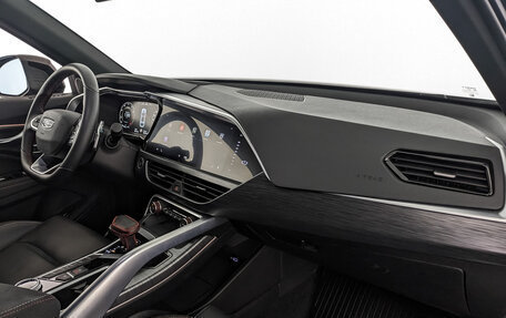 Geely Tugella FY11, 2023 год, 2 880 000 рублей, 13 фотография
