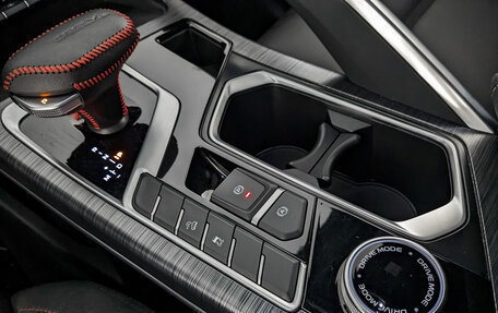 Geely Tugella FY11, 2023 год, 2 880 000 рублей, 21 фотография