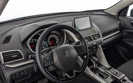 Mitsubishi Eclipse Cross, 2022 год, 2 850 000 рублей, 14 фотография
