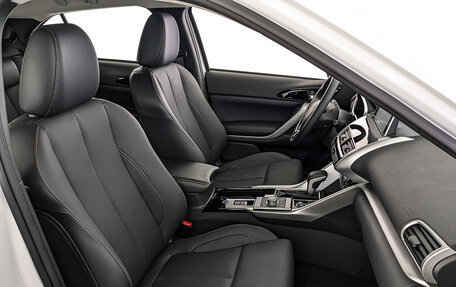 Mitsubishi Eclipse Cross, 2022 год, 2 850 000 рублей, 23 фотография