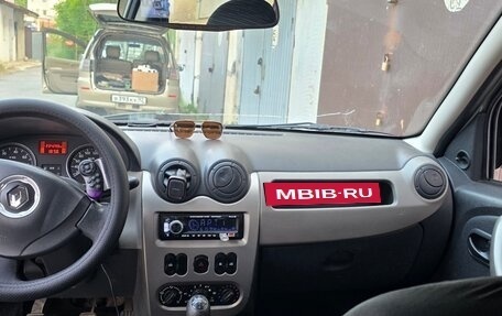 Renault Sandero I, 2012 год, 610 000 рублей, 3 фотография