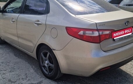 KIA Rio III рестайлинг, 2013 год, 550 000 рублей, 5 фотография
