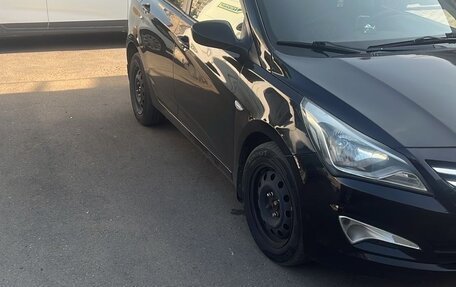 Hyundai Solaris II рестайлинг, 2015 год, 635 000 рублей, 9 фотография