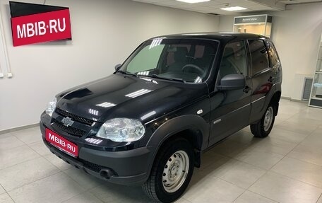 Chevrolet Niva I рестайлинг, 2018 год, 699 000 рублей, 1 фотография