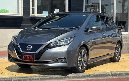 Nissan Leaf II, 2018 год, 940 000 рублей, 1 фотография