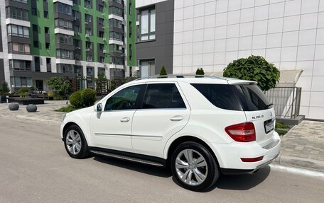 Mercedes-Benz M-Класс, 2010 год, 1 730 000 рублей, 4 фотография
