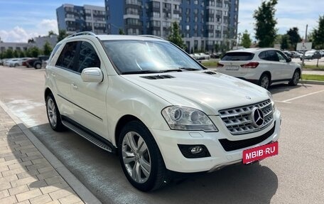 Mercedes-Benz M-Класс, 2010 год, 1 730 000 рублей, 10 фотография