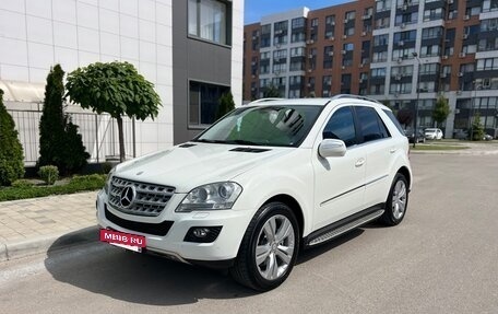 Mercedes-Benz M-Класс, 2010 год, 1 730 000 рублей, 3 фотография