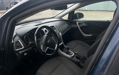 Opel Astra J, 2010 год, 560 000 рублей, 6 фотография