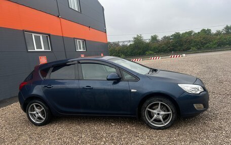 Opel Astra J, 2010 год, 560 000 рублей, 5 фотография