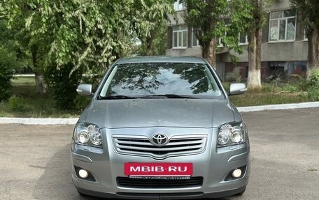 Toyota Avensis III рестайлинг, 2008 год, 810 000 рублей, 3 фотография